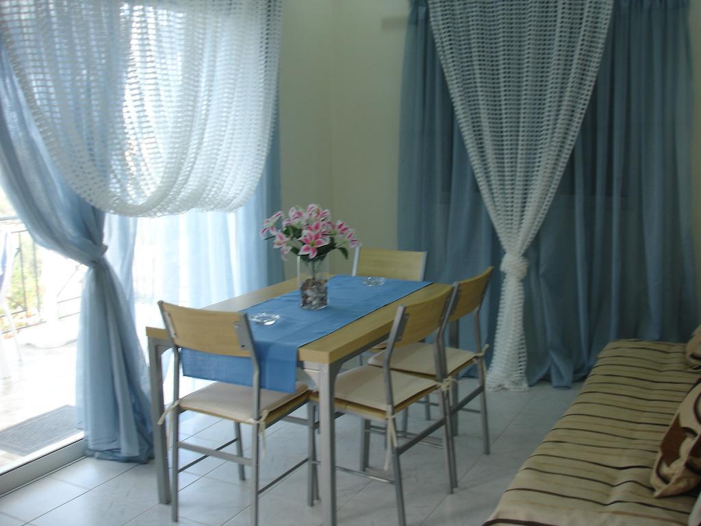 To Ampelaki Appartement Tsoukaládhes Kamer foto
